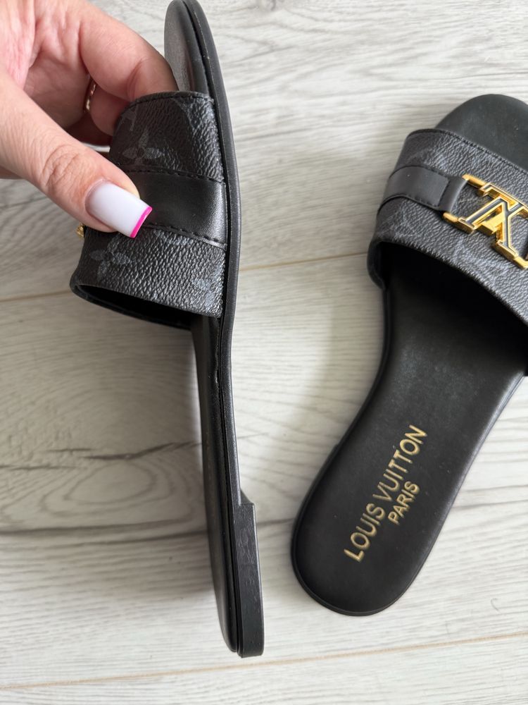 Шльопанці Louis Vuitton оригінал