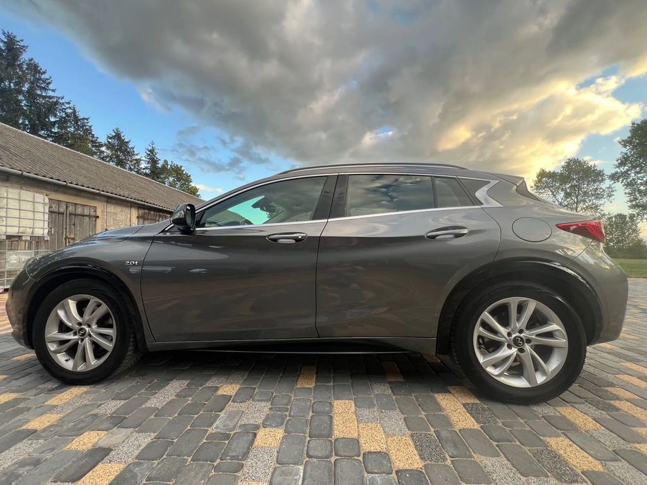 Infiniti QX30 Infiniti QX30 zadbane