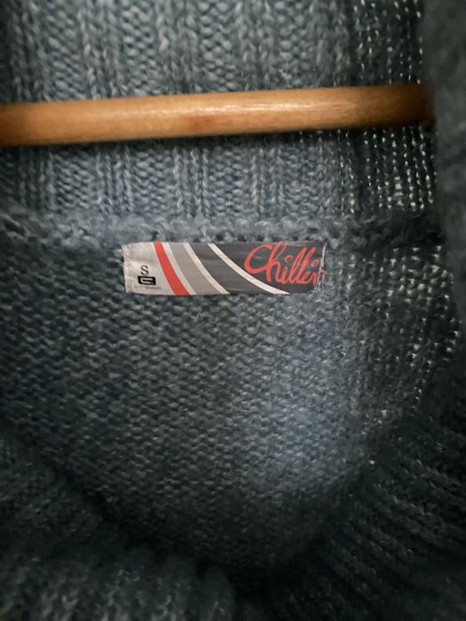 Sukienka swetrowa z golfem S