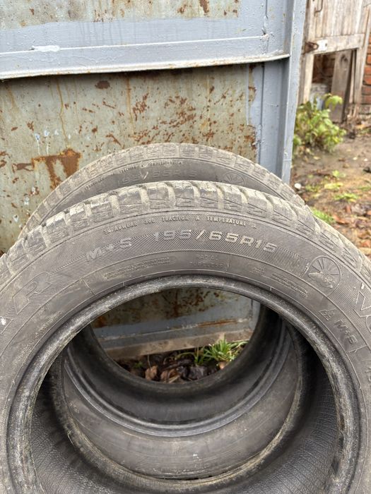 Зимня резина 195/65r15 р15