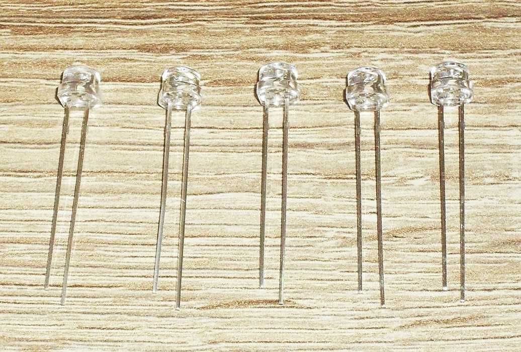 LED 4.8 mm biała zimna 100°; 2.2 cd (5 lm) 20 mA; OSPW56A1A-MN, 10 szt