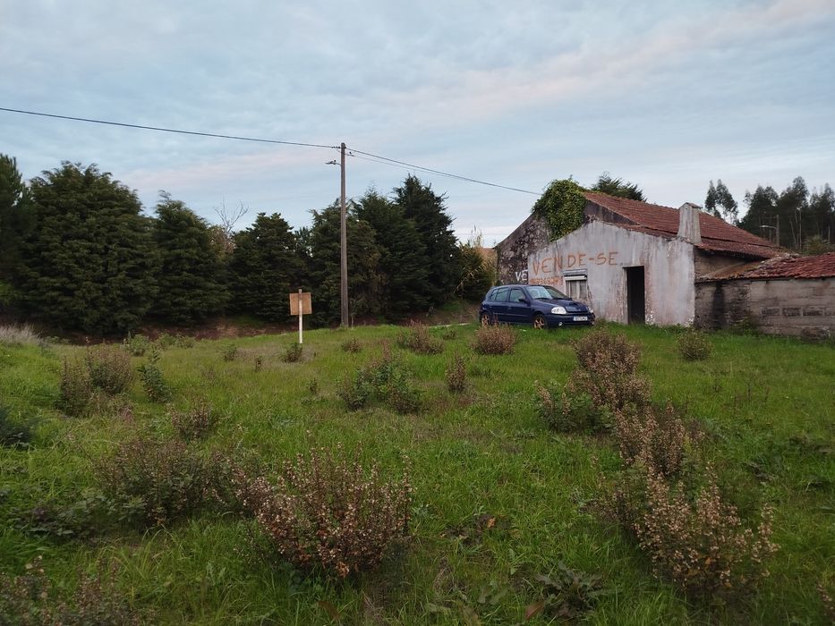 Terreno com casa