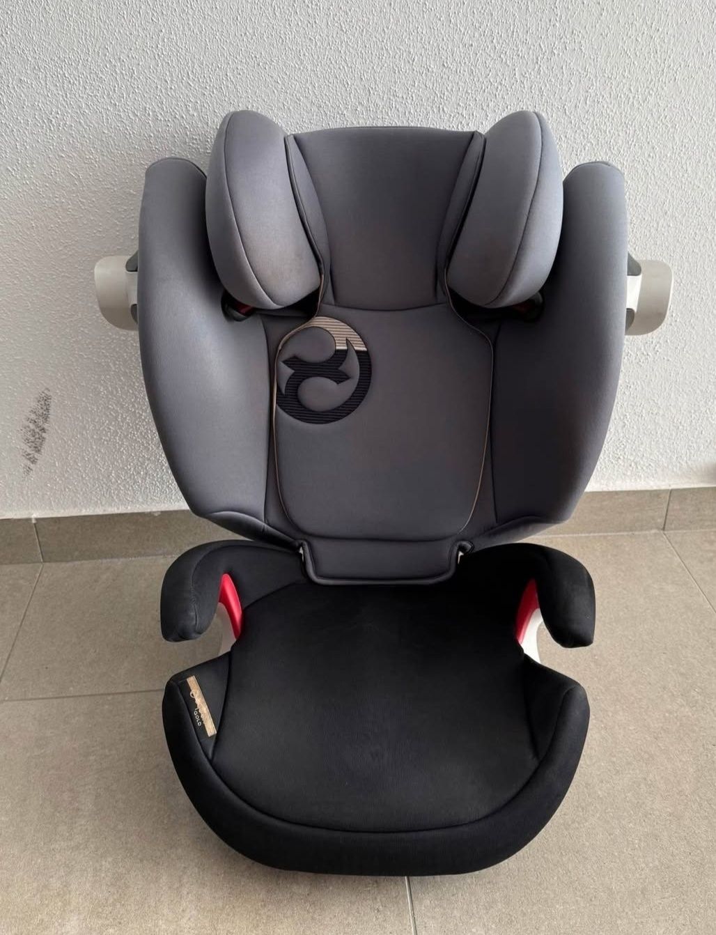 Cadeira auto CYBEX solution M-FIX