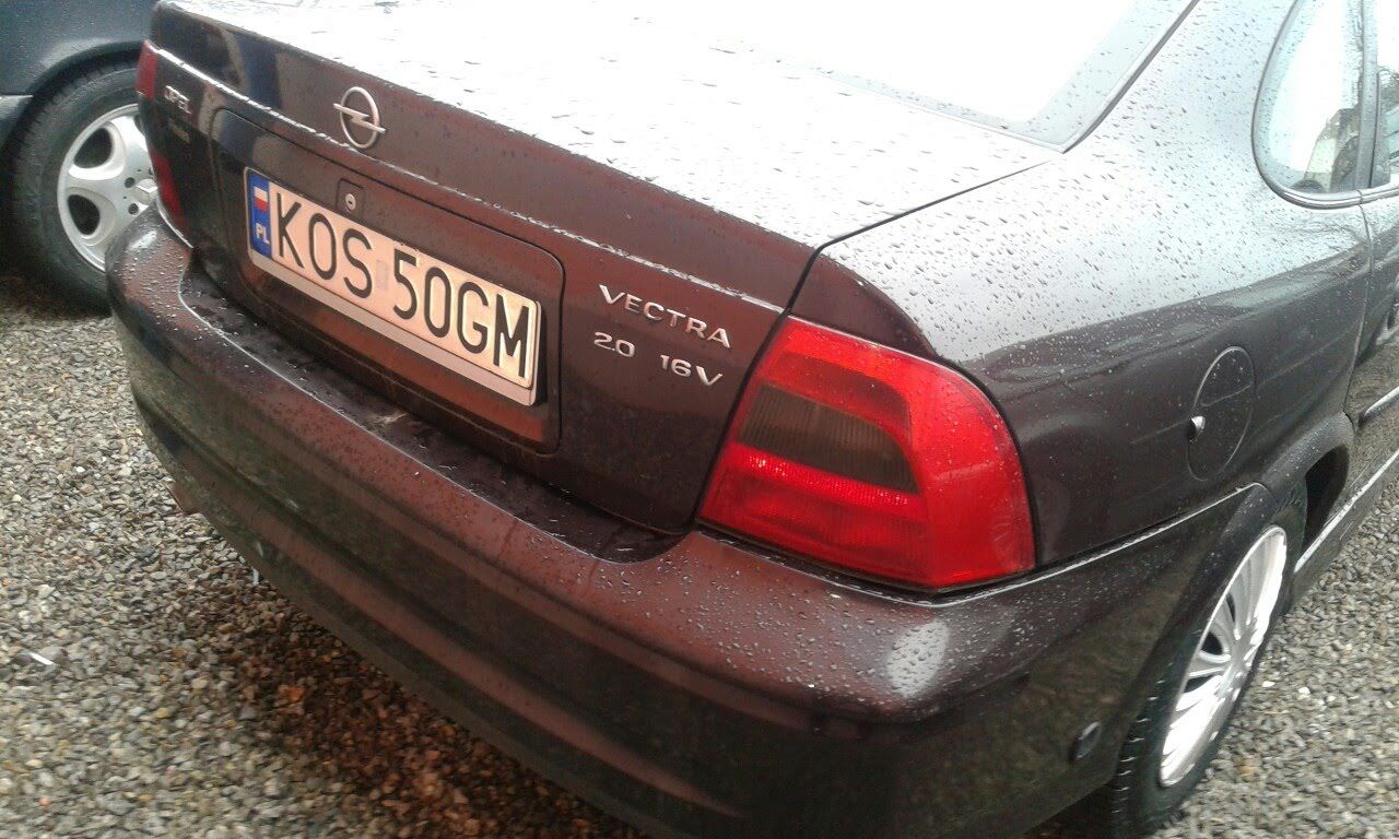 Opel Vectra B по запчастинах