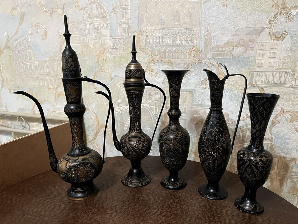 Латунные,индийские вазы,кувшины.Индия,вазы