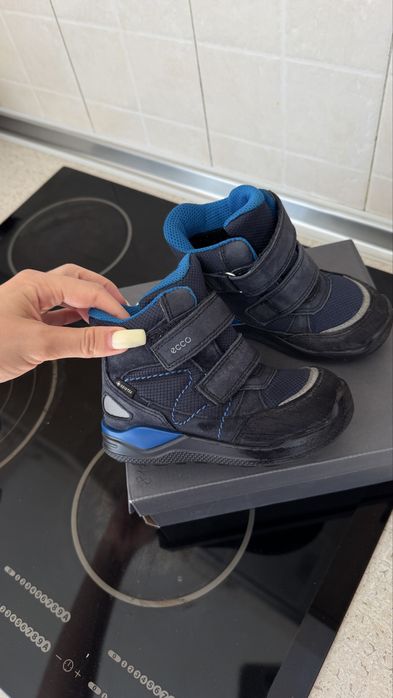 Ecco зимние сапоги 25р.