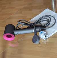 Оригінальний фен Dyson Fuschia (made in Malaysia) + кріплення