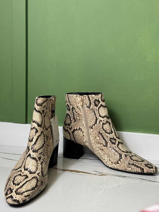 Черевики Манго рептилія змія 39 розмір ботинки змеиный принт