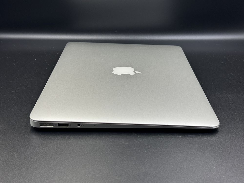 MacBook Air 13 (A1466) - 2013 - i5/4GB/128GB - faktura VAT 23%