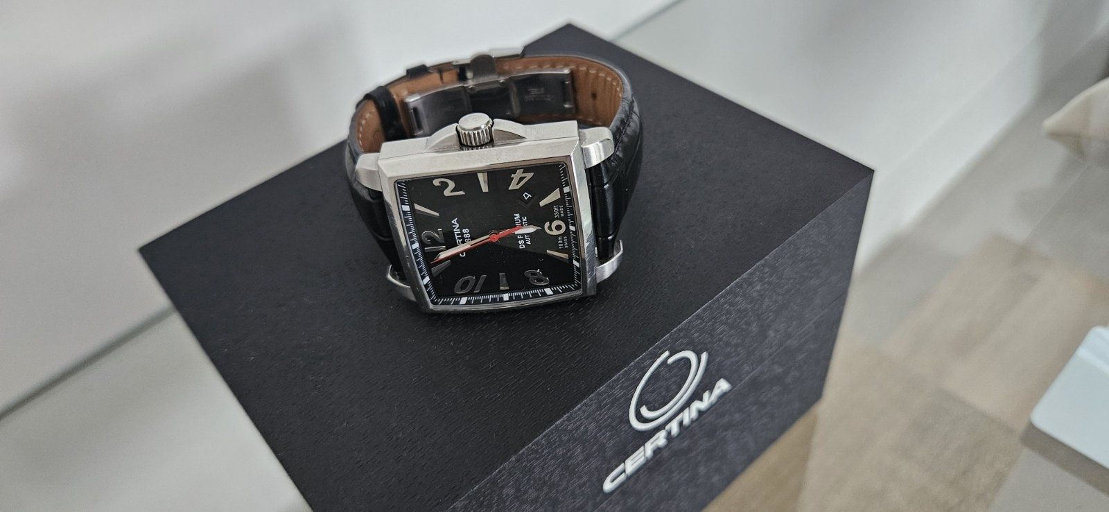 Чоловічий годинник Certina C001.507.16.037.00  оригінал