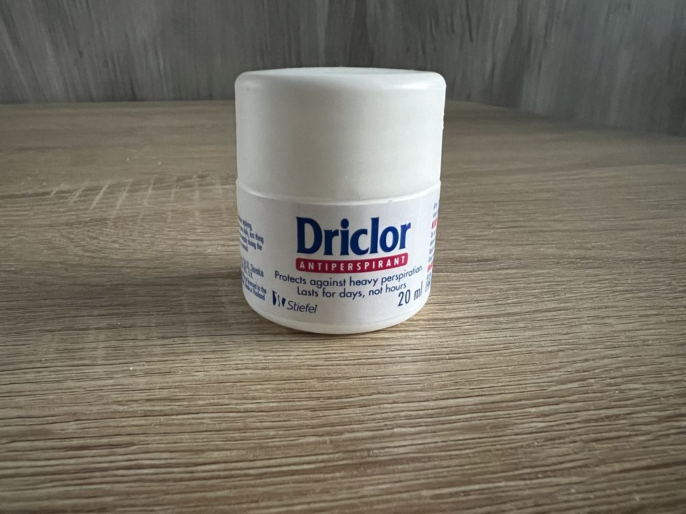 Оригінал 20ml Driclor/Дріклор антиперсперант кульковий / в наявності