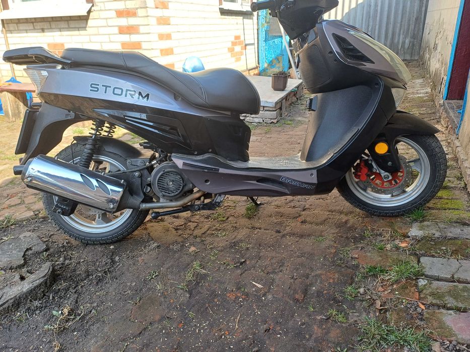 Продам скутер 150куб  basnha