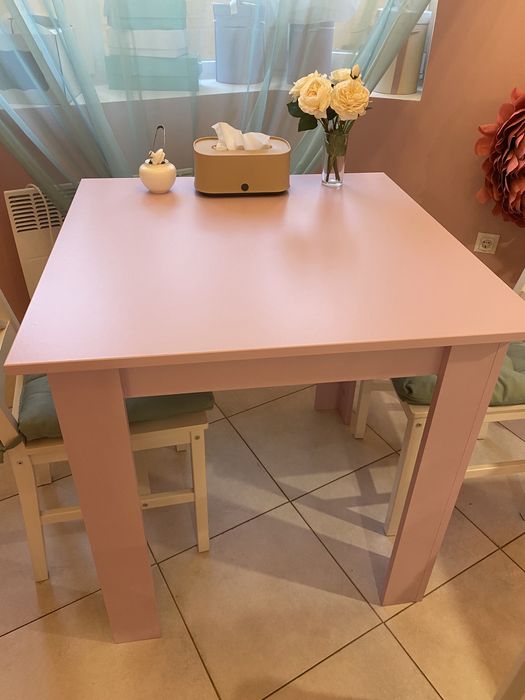 Продам стол