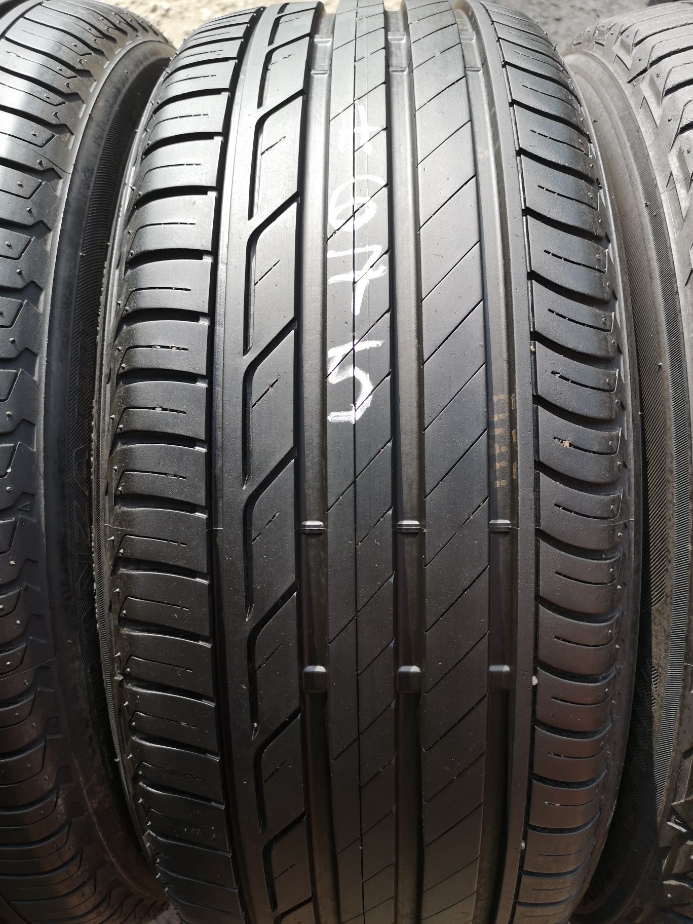 Opony letnie 215/50/18 Bridgestone 4szt 7mm 2019r