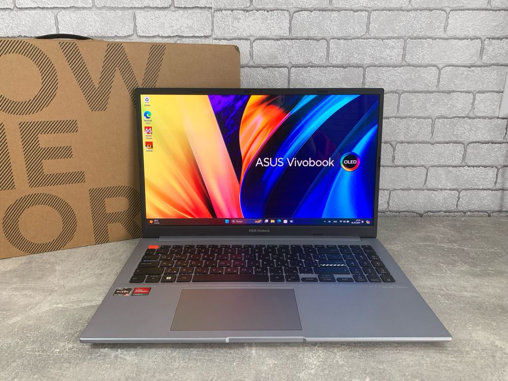 Asus VivoBook M3502Q (15.6”OLED FHD/Ryzen 5 5600H/16GB/512GB) ноутбук