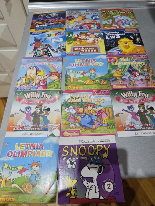 Sprzedam bajki na CD dla dzieci oraz kilka gier