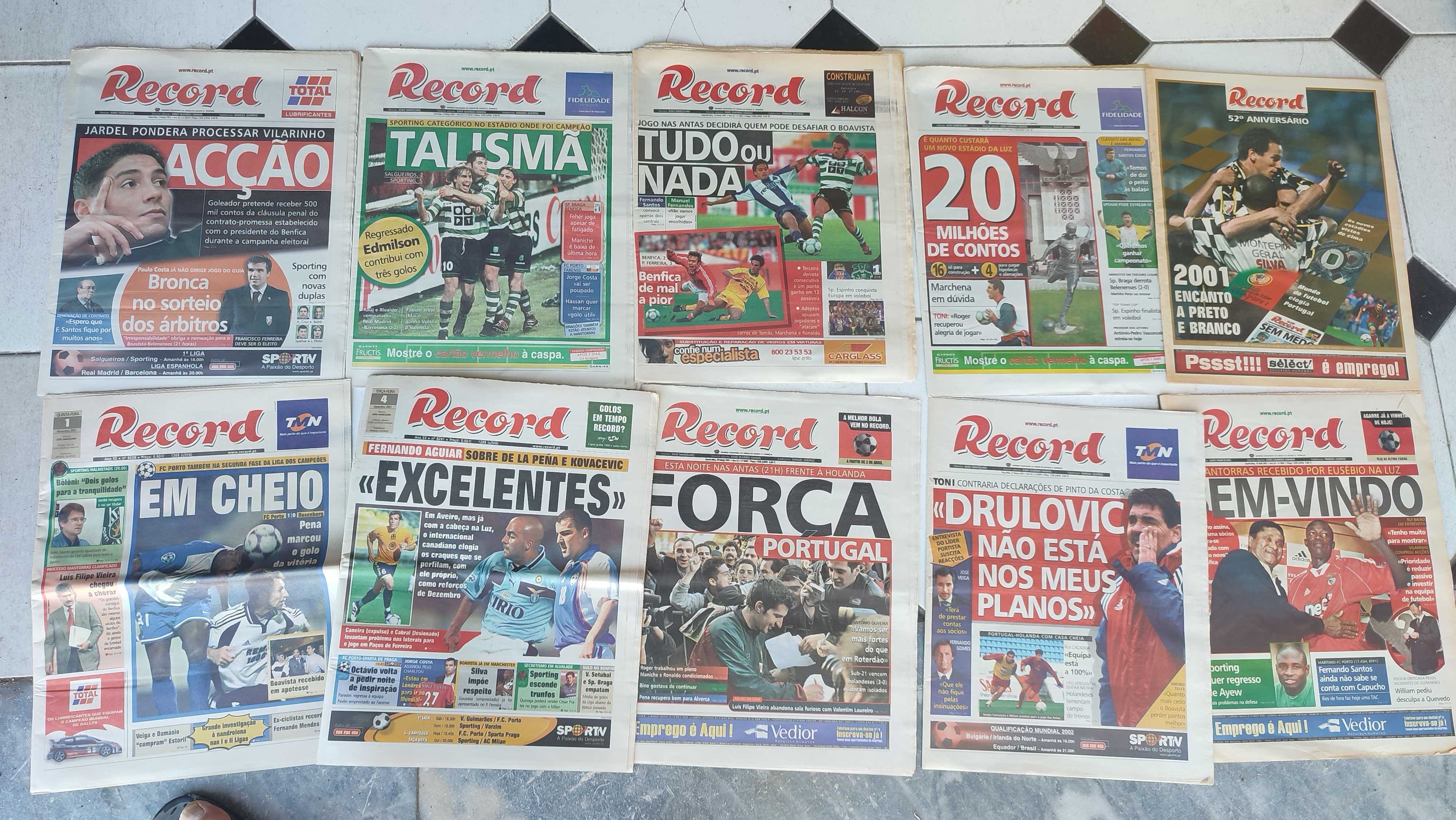 Lote 70 Jornais Record - Ano de 2001
