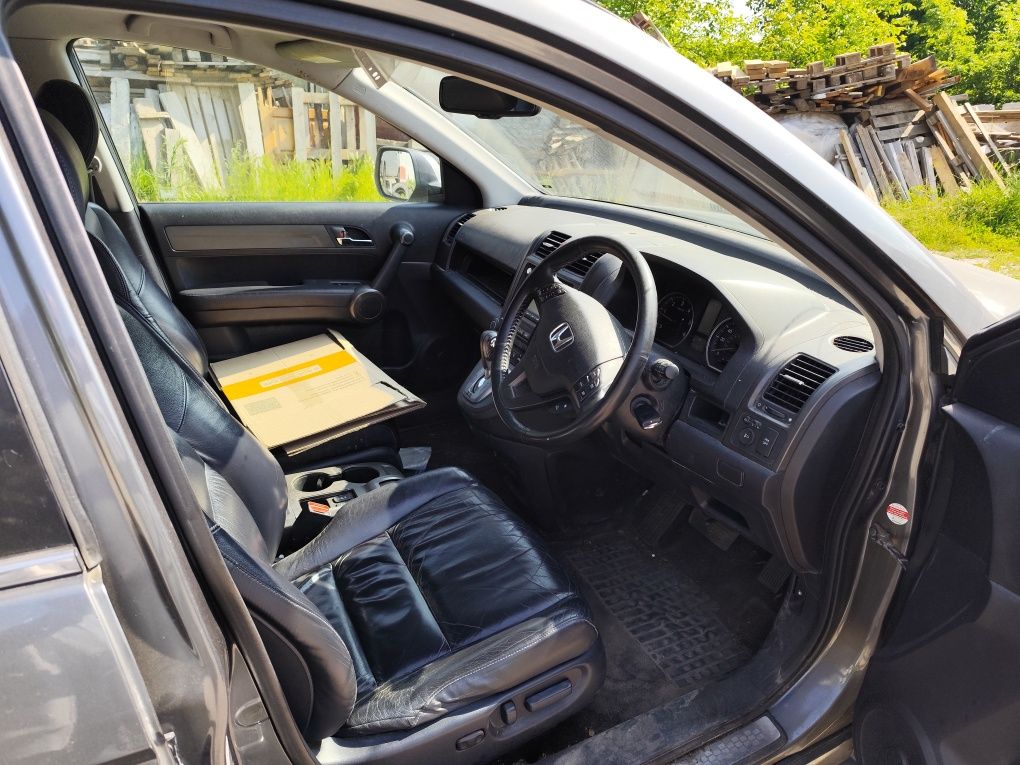 Honda Crv 3 разбор  на гайки Хонда црв