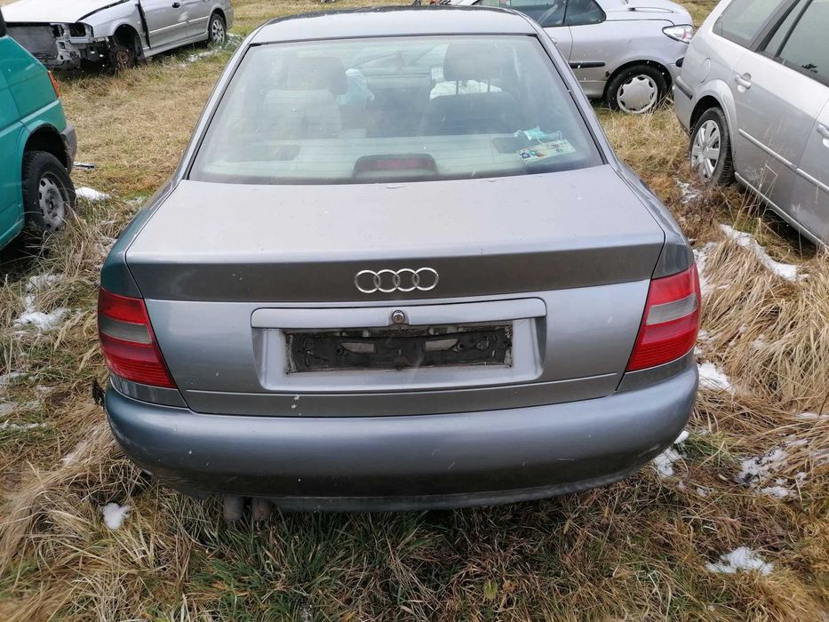 Audi A4 B5 Quattro 1,9 TDI AFN Karoseria z przeznaczeniem na części