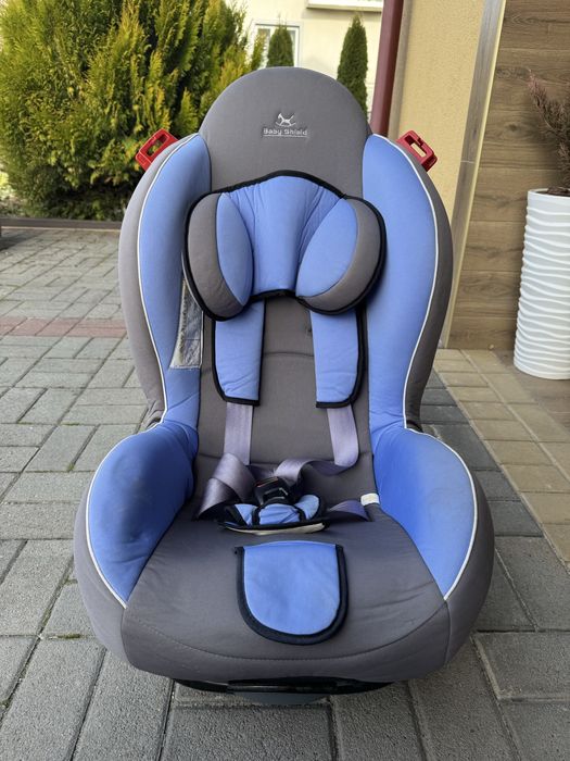 Автокрісло 9-25 кг