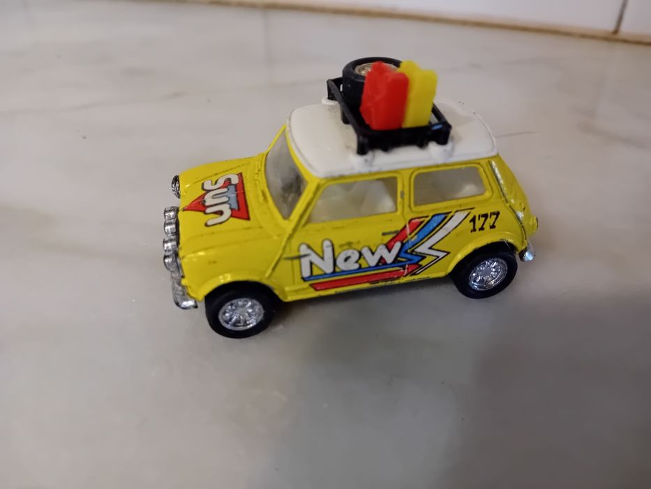 Miniatura Mini Cooper Escala 1:64 Antiga