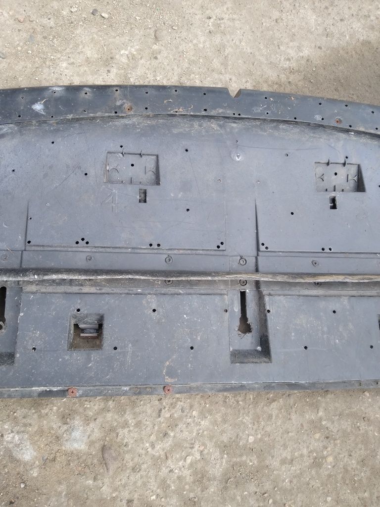 Osłona pod zderzak Citroen C4 grand Picasso oryginał