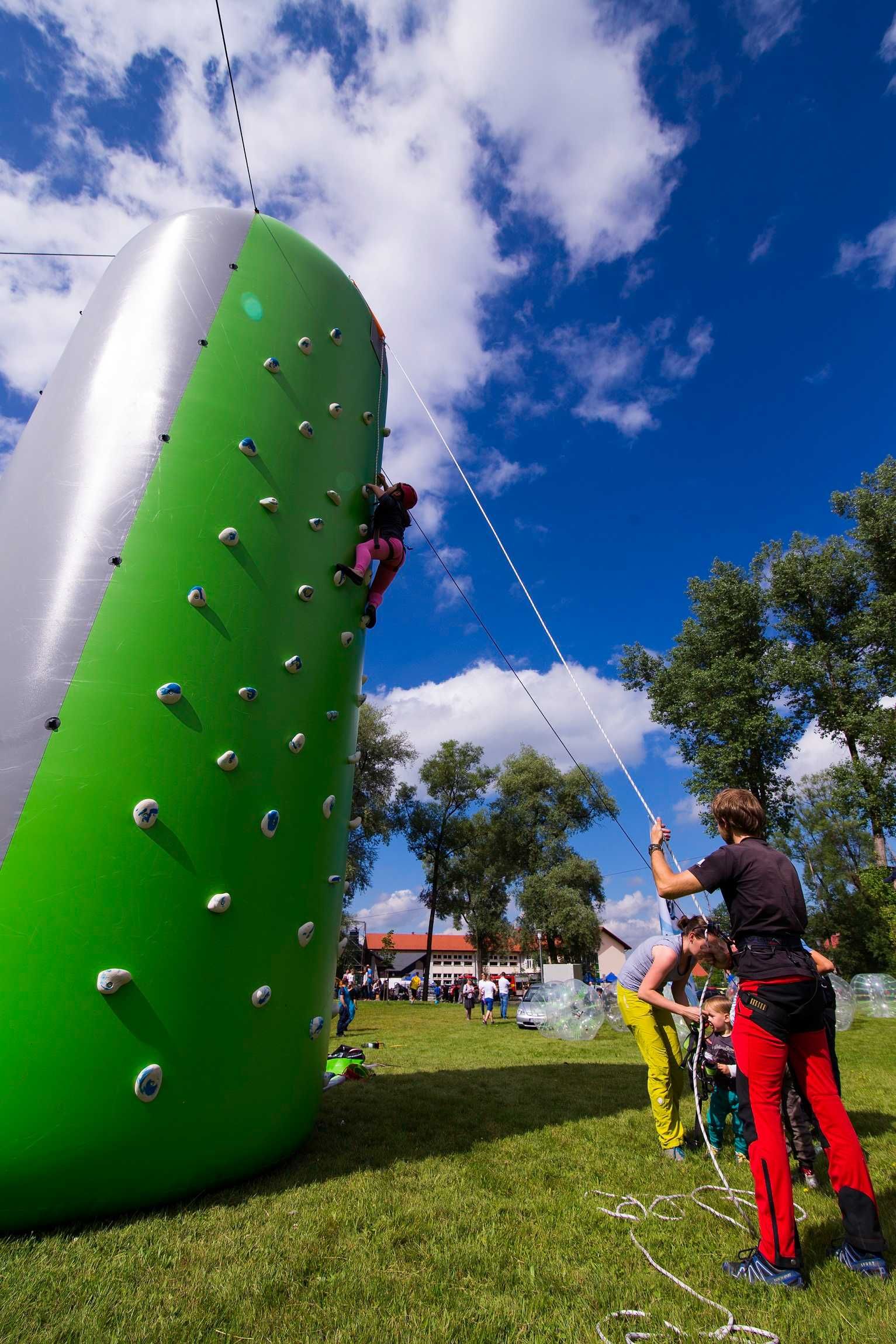 zamek/zjeżdżalnia/paintball/ścianka/golf/kule/dmuchańce/event