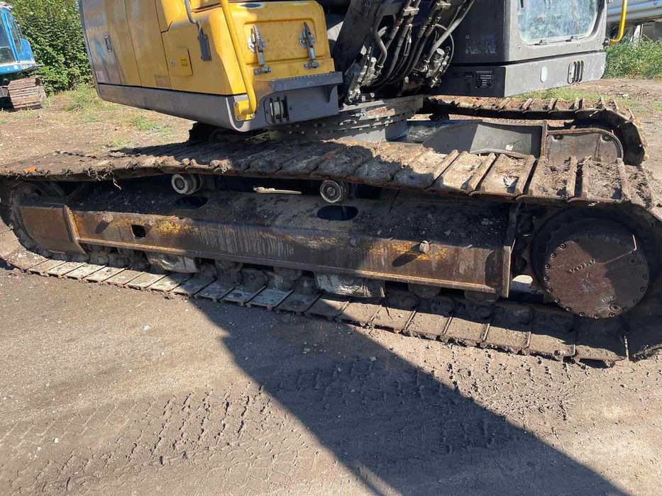продам екскаватор  volvo ec220dl