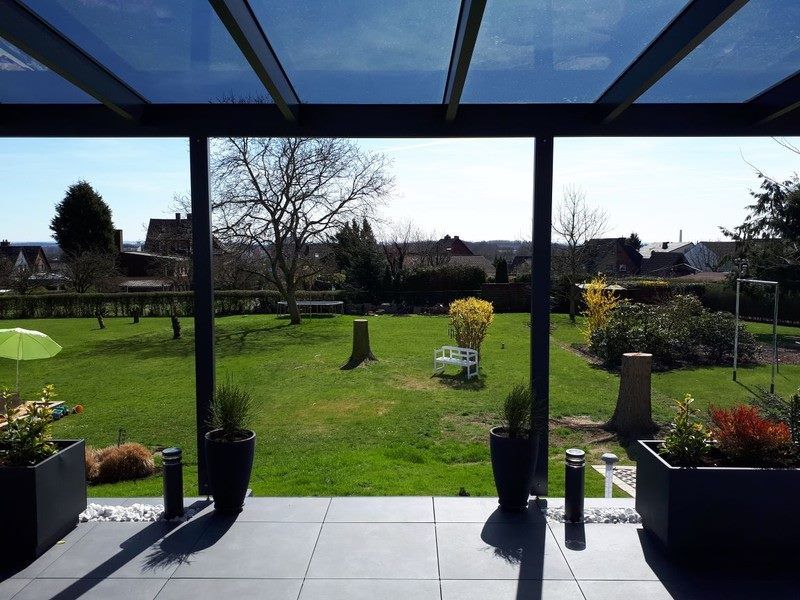 Zadaszenie tarasu,pergola,aluminium -szklo,drzwi przesuwne.