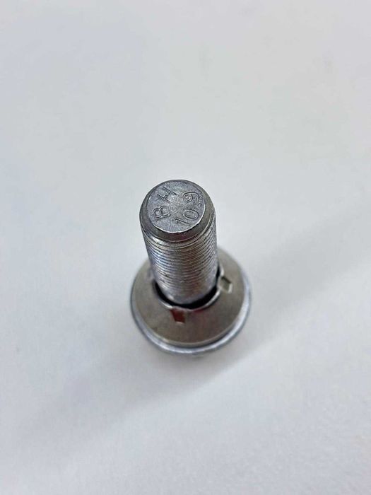 Pernos/parafusos de roda