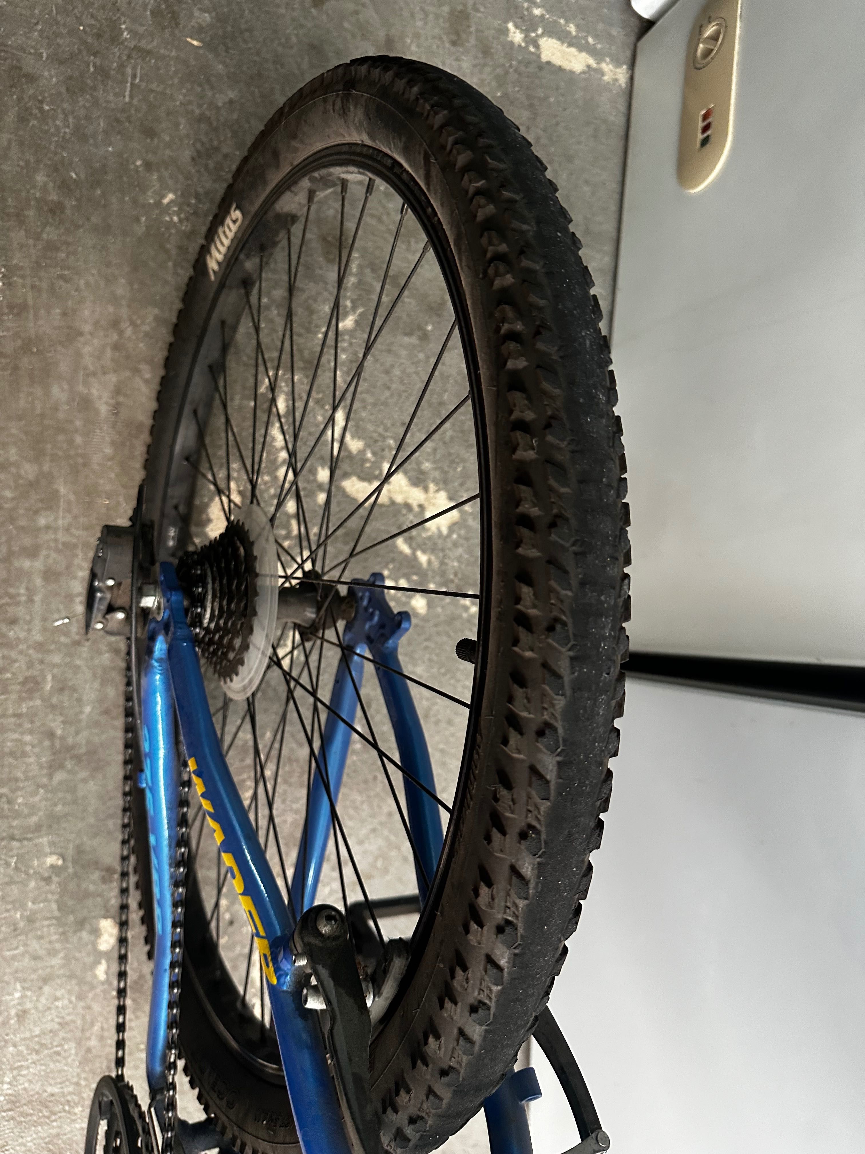 Bicicleta azul 5 estrelas