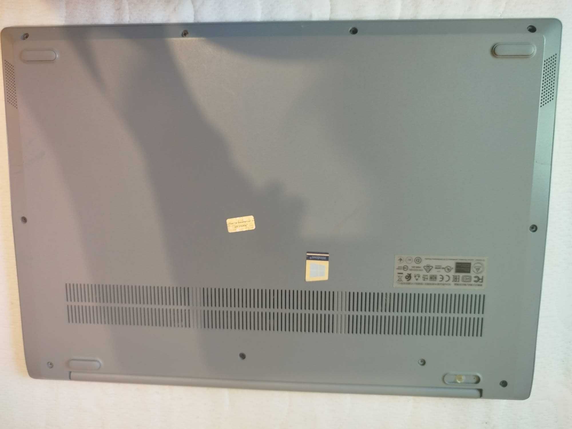 Laptop Lenovo IDEAPAD3 17A05