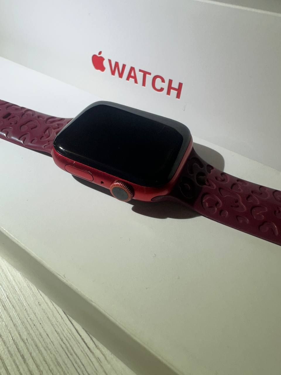 Годинник Apple Watch RED 6 series, 44 mm