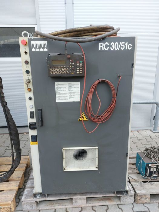 Zautomatyzowane stanowisko spawalnicze spawarka MERKLE PU KUKA KR360/6