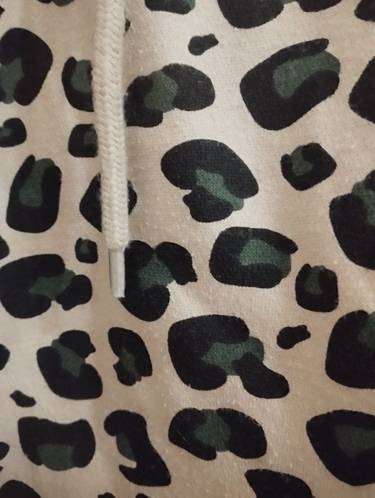 Bluzy dwie jak nowa bluza Cropp i pułk& bear r s/m