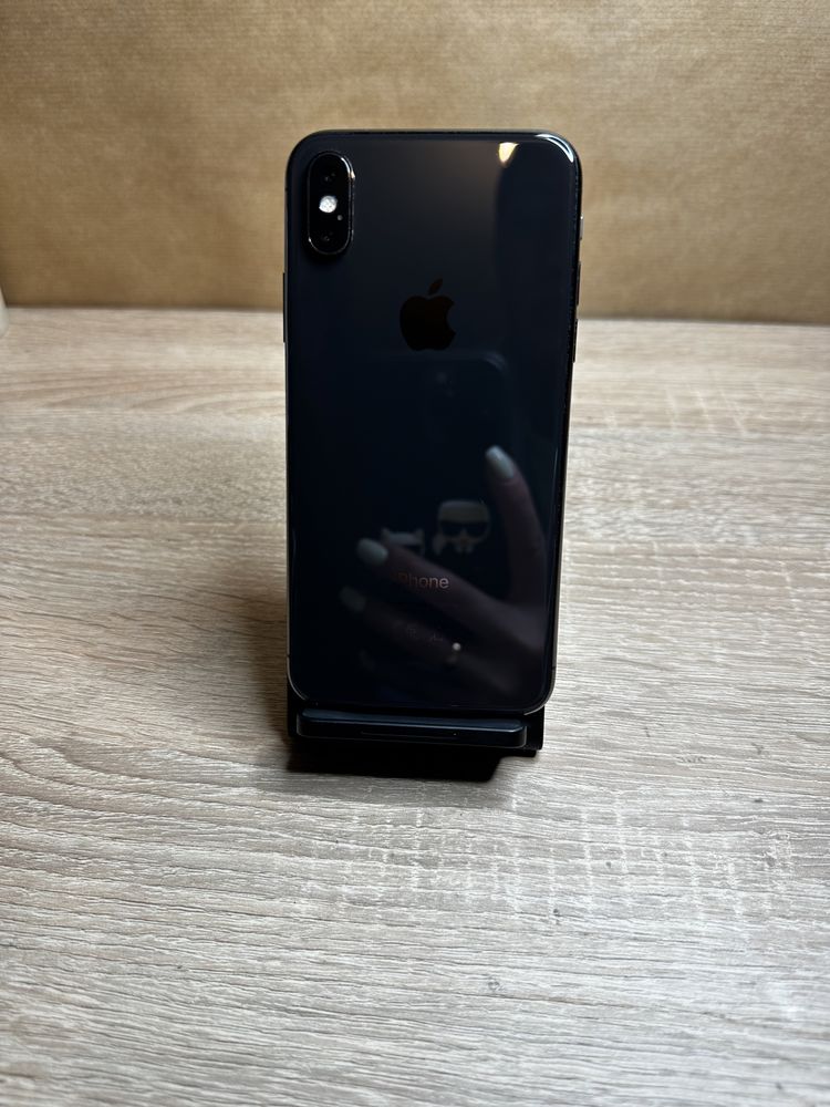 Продам IPhone X 64 gb