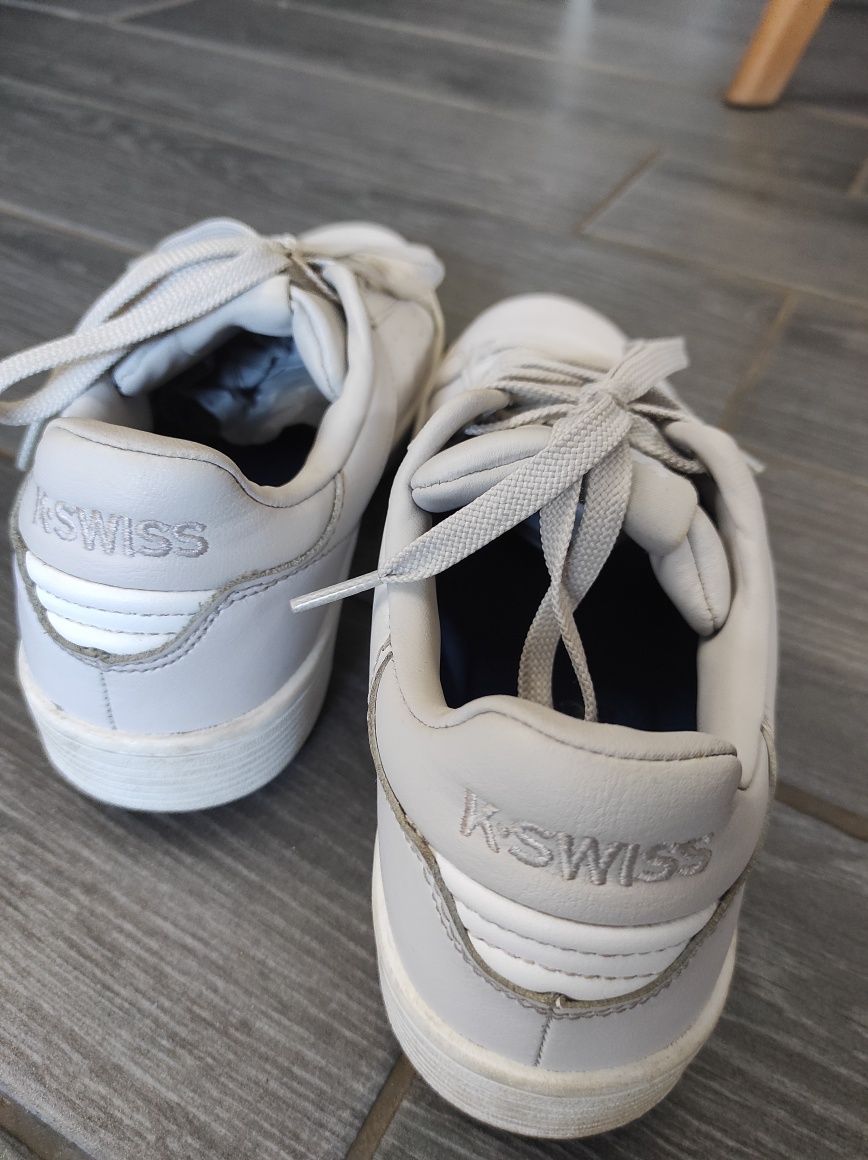 Жіночі шкіряні кросівки K-SWISS