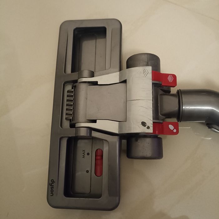 Продам Dyson DC 33 origin