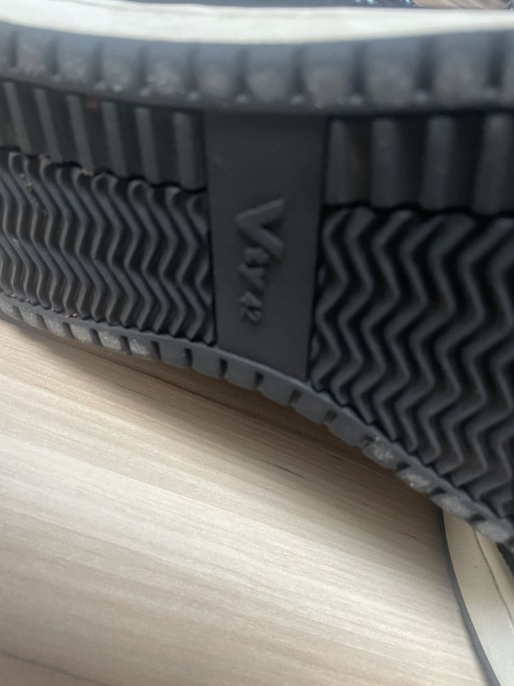 Buty męskie zimowe 42