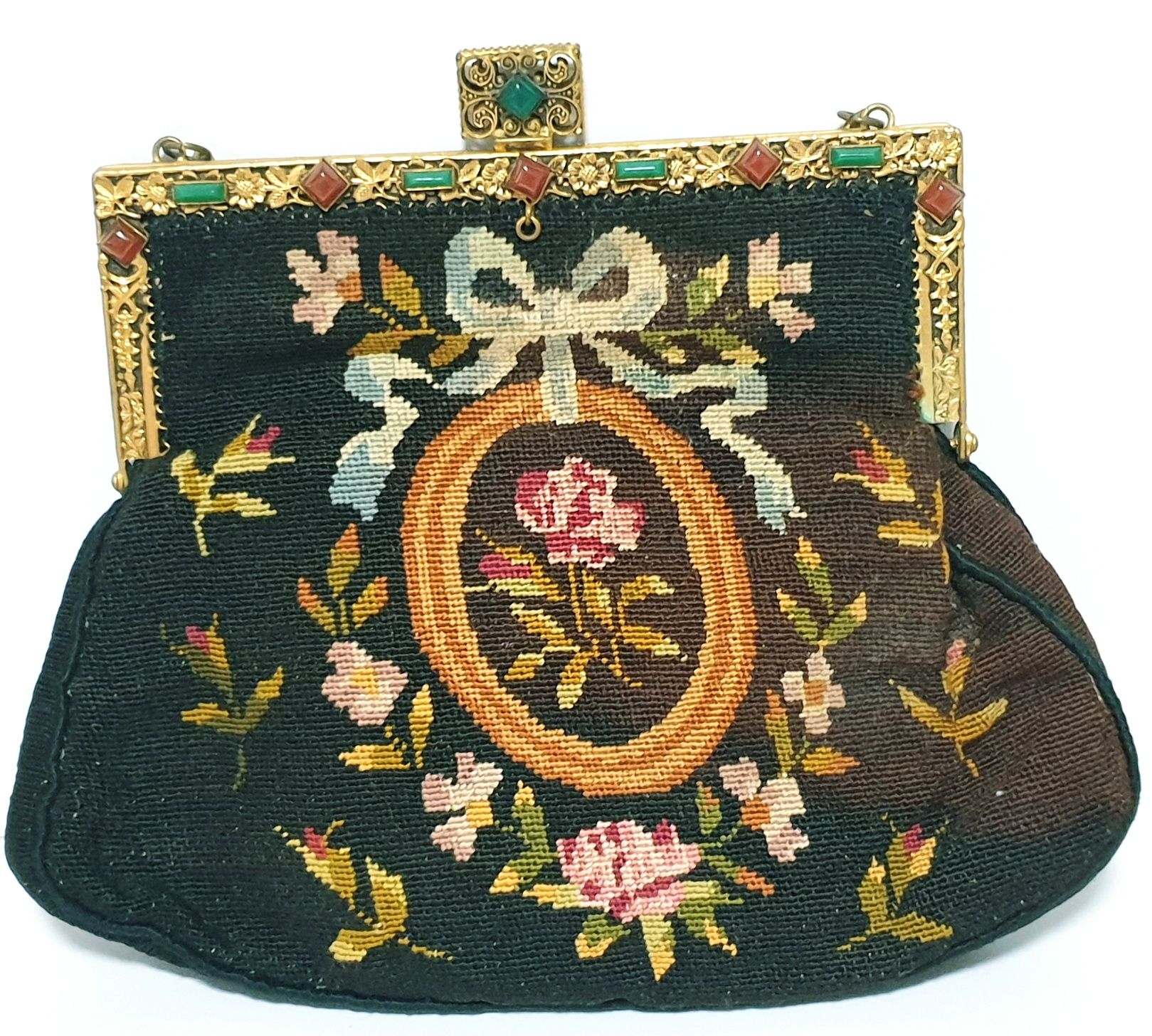 Linda antiga mala de Senhora bordada de "petit point"