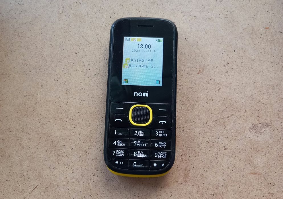 Мобильный телефон Nomi на 2 SIM