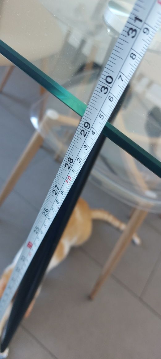 Mesa rectangular com tampo em vidro temperado