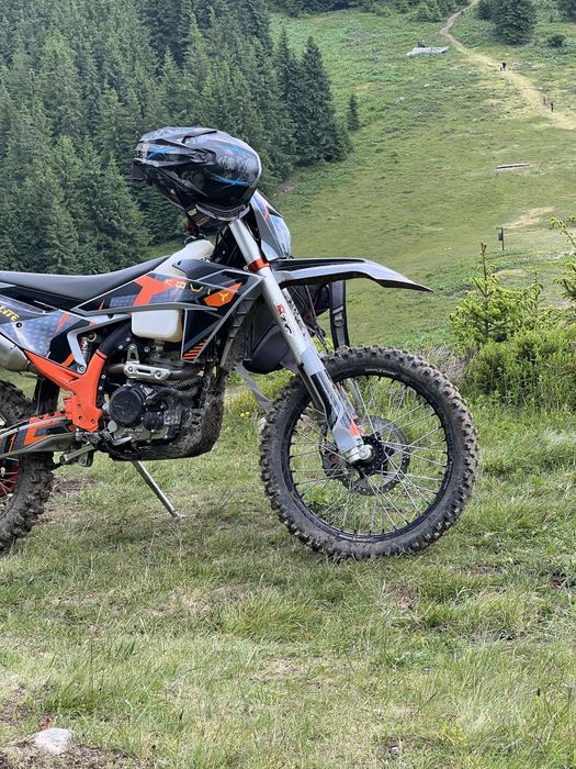 Продаю Кові Лайт300 2025 року пробіг 1400км