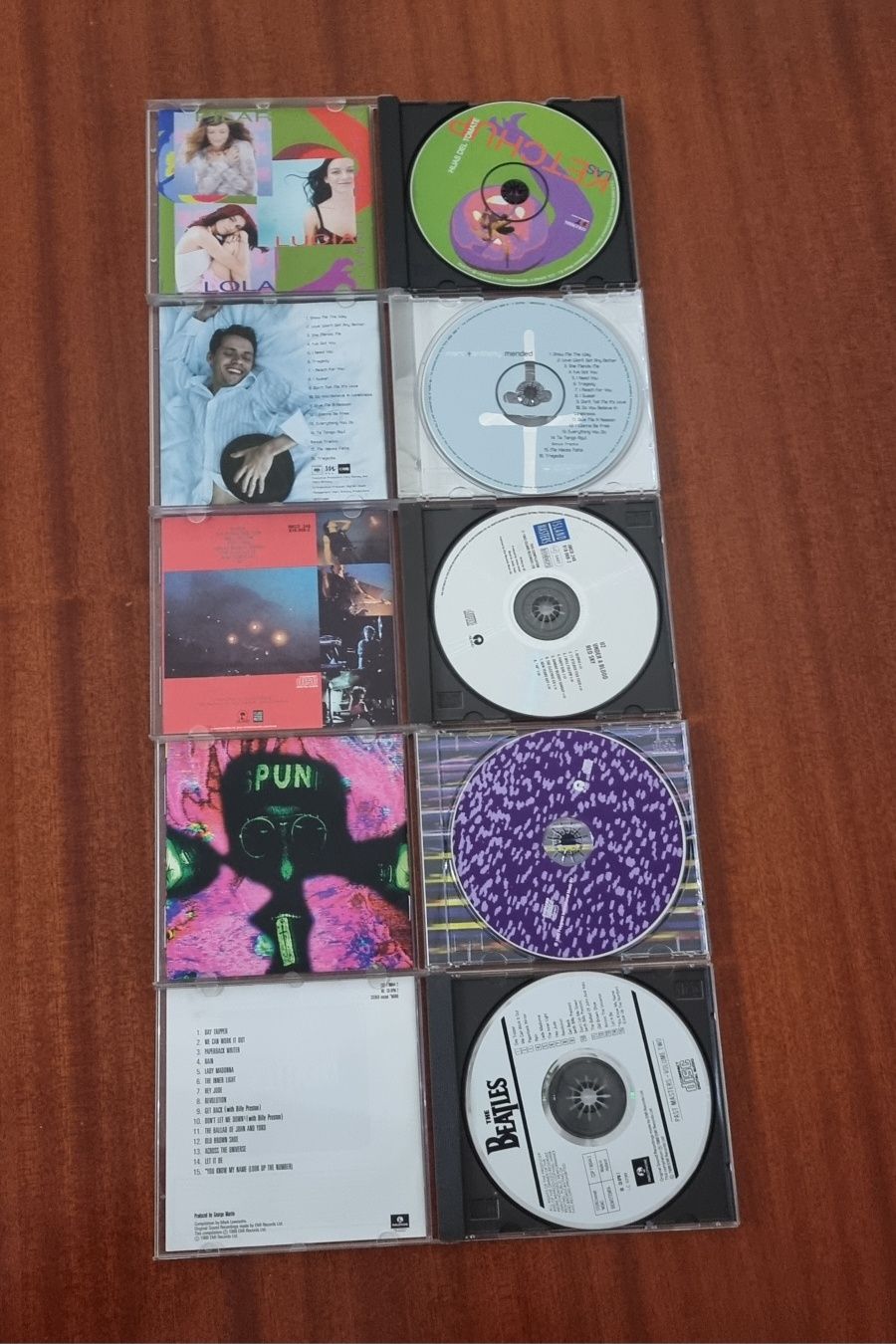 CDs de Música Internacional - 12 CDs