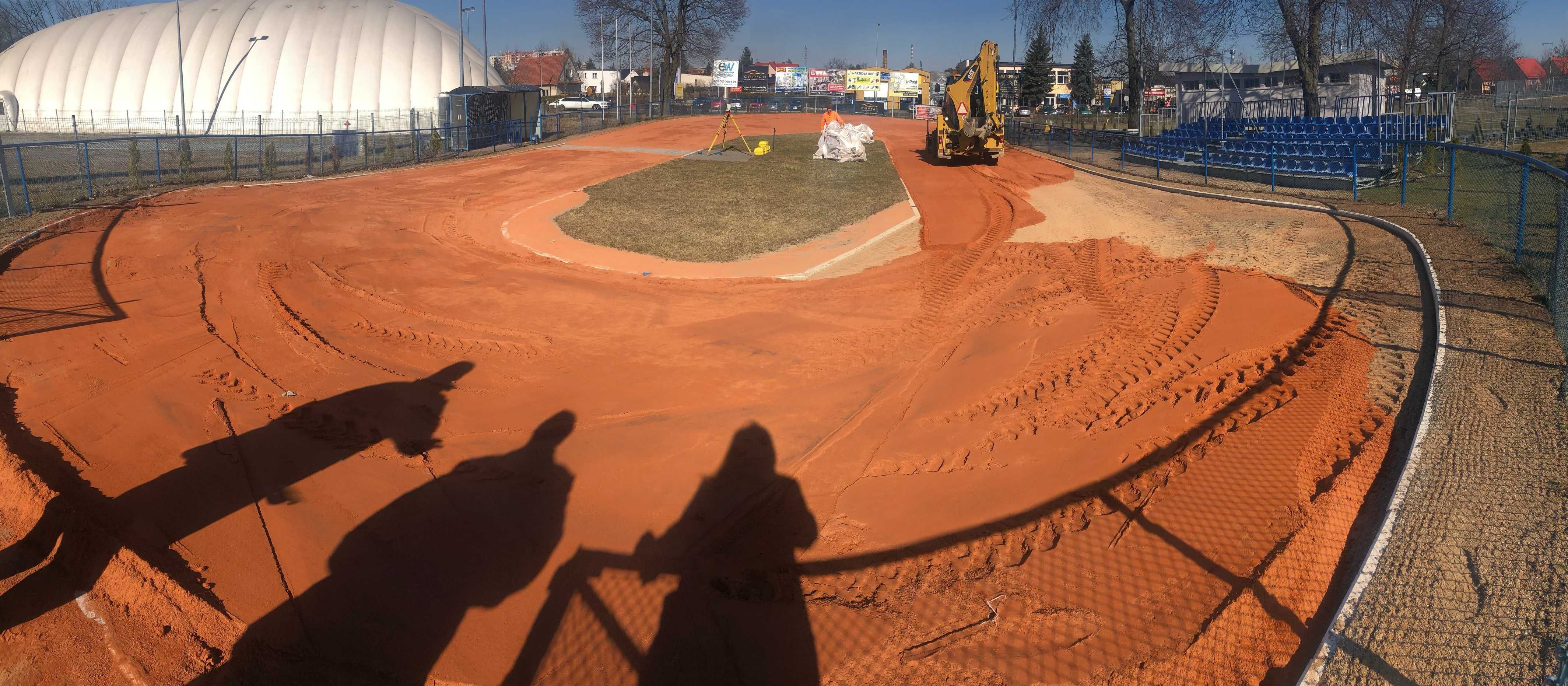 Mączka ceglana - nawierzchnia sportowa, kruszywo ceglane, glinka