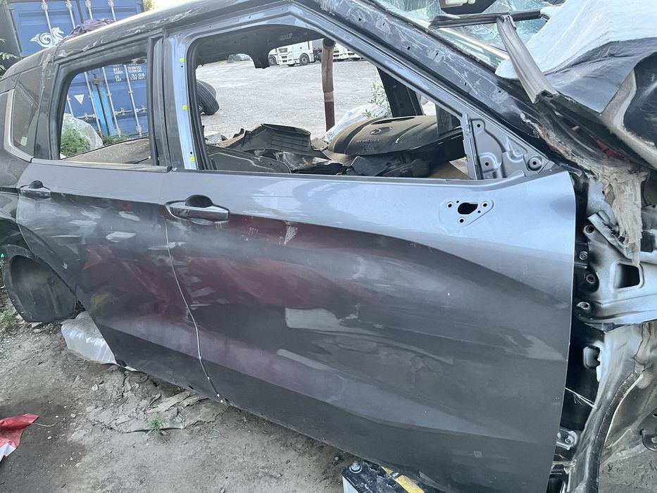 Митсубиси Mitsubishi outlander 2022 передні ліві  двері