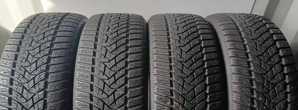 4X 235/45R18 98V Dunlop Winter Sport 5 4K