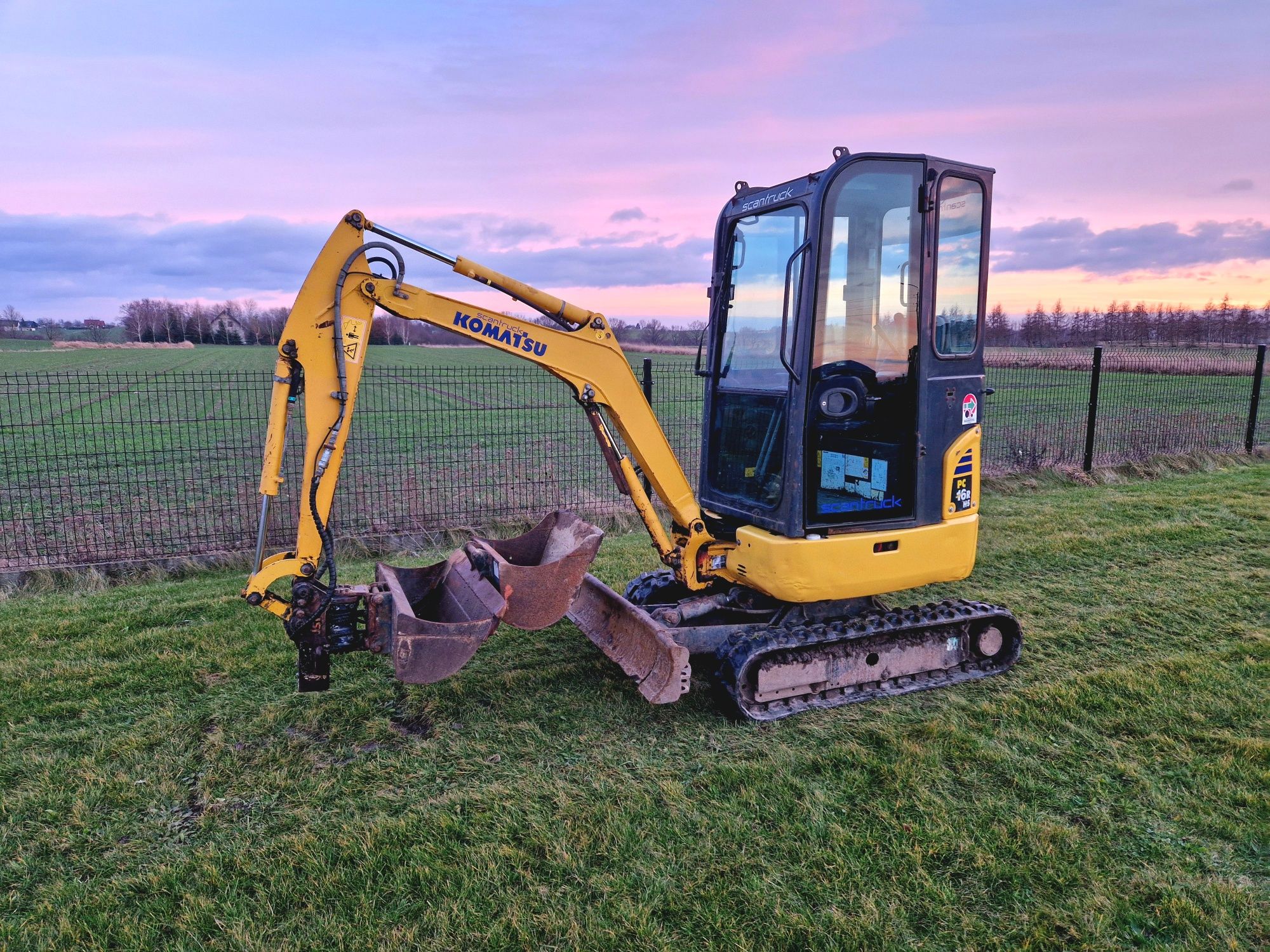 Minikoparka Komatsu PC16R 2012r glowica roto kubota Okazja!