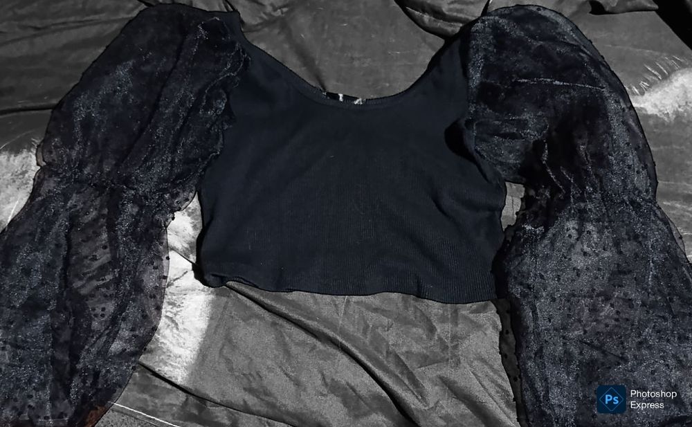 Топ з рукавами б/у