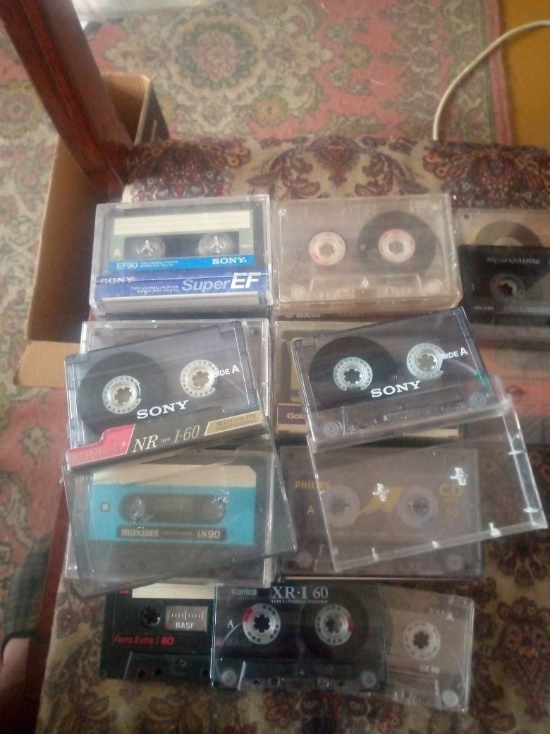 Продам кассеты разные